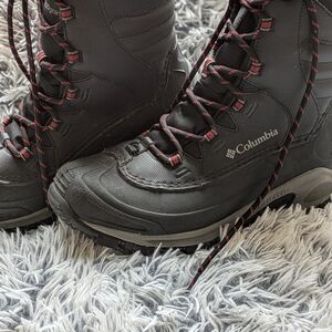 Columbia Men's Black Hiking Boots